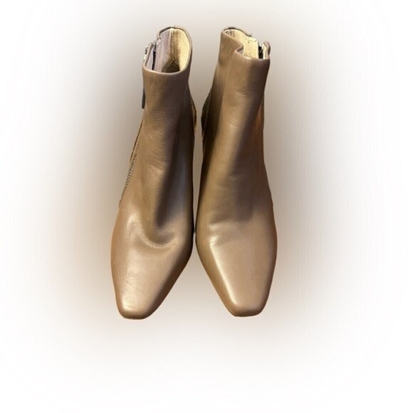 𝅺Louise et Cie Leather Ankle Boot with Stiletto Heel - Size 5M - Picture 2 of 10